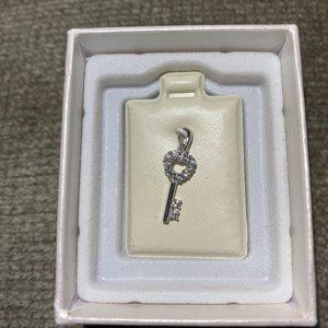 Silver Key Pendant Necklace